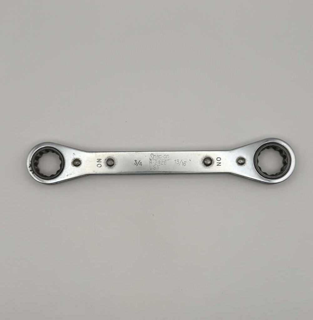 Snap-on R-2426 3/4 x 13/16 SAE Double Ratcheting Box Wrench USA Vintage Mechanic